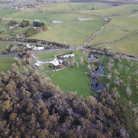 Вилла Platypus Park Country Retreat Бридпорт Экстерьер фото